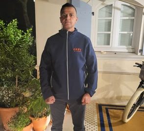 photo-2024-12-04-21-13-36-4-d95KRLy4KpigBBDR
